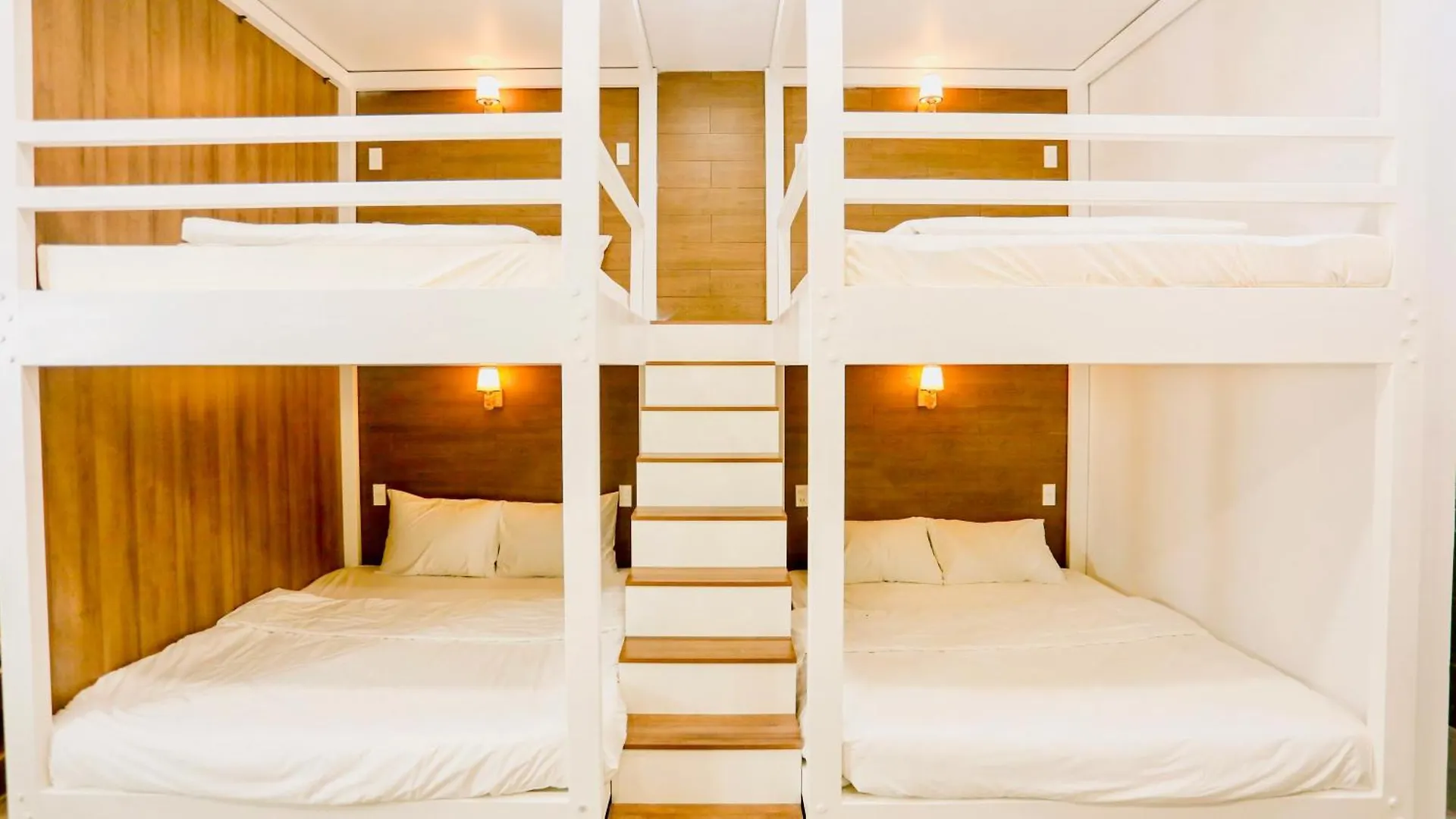 Penzion Kiwi'S Homestay & Cafe Phan Thiết